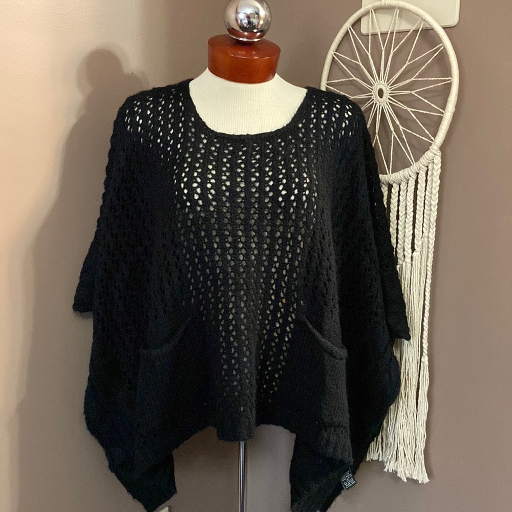 BCBG maxazria black sweater
